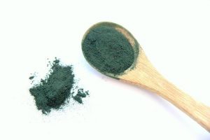 Alga spirulina a cosa serve, benefici, controindicazioni
