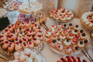 desserts-5817361_1280