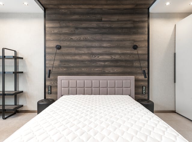 Materasso_matrimoniale_piccolo_standard_o_king_size_cosa_cambia_davvero_5f95b6115d